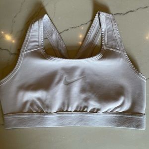 Nike Girls’ Pro Sports Bra